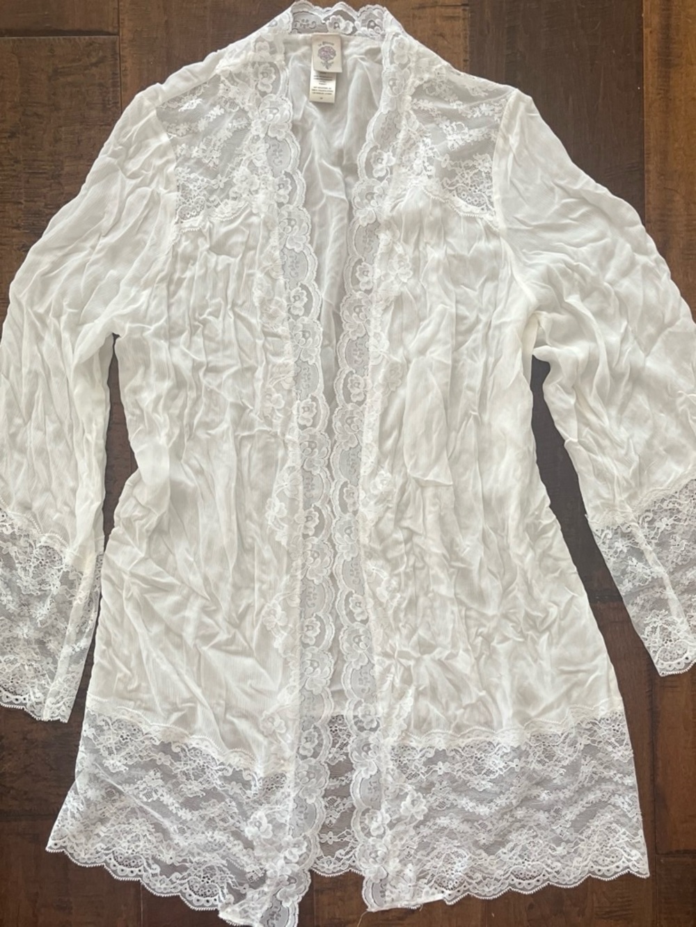 In Bloom by Jonquil romantic, flowy robe/ cardigan with lace trim Sz. L